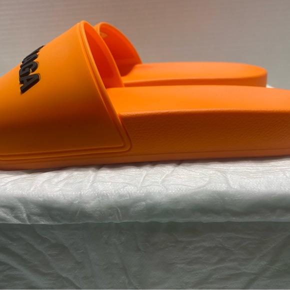 Balenciaga SZ 40E/7US Pool Slide Smooth Rubber Logo in Orange/Black - Picture 6 of 8